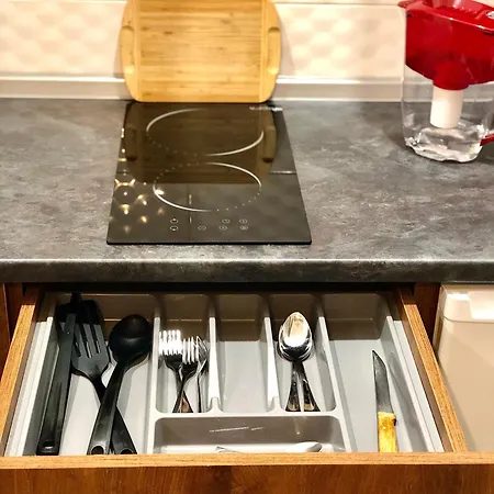 Romantic Apartments-near Opera House 5/4 *