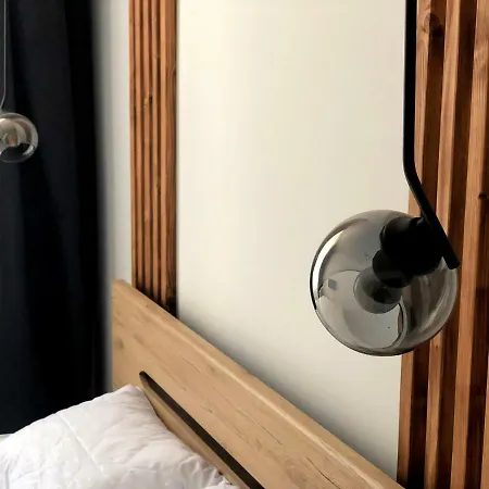 Romantic Apartments-near Opera House 5/4 リヴィウ