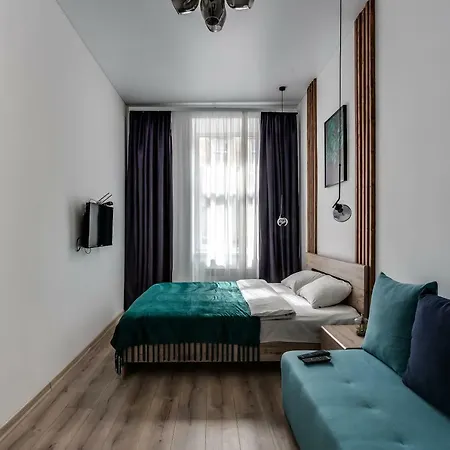 Romantic Apartments-near Opera House 5/4 * Lviv