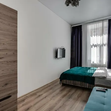 Апартаменти Romantic Apartments-near Opera House 5/4