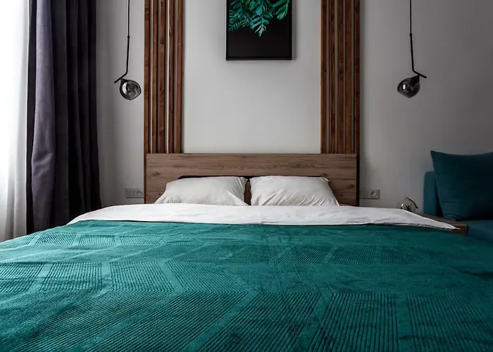 Romantic Apartments-near Opera House 5/4 Апартаменты *